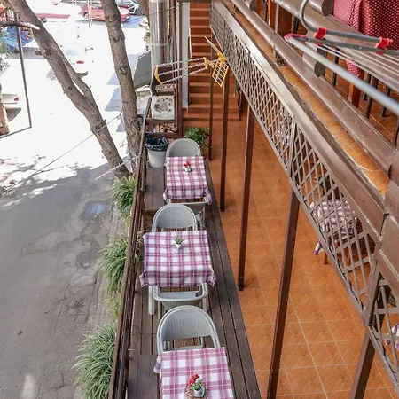 Dolanit E Drurit Appartement Durrës
