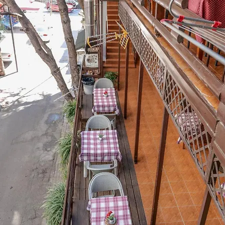Dolanit E Drurit Apartment Durres