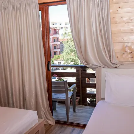 Apartment Dolanit E Drurit Durres