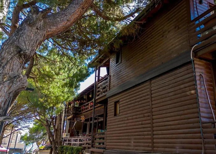 Dolanit E Drurit Апартаменты *