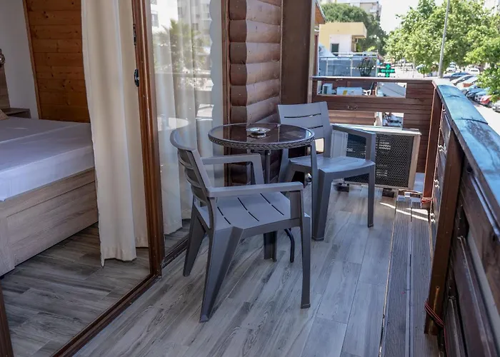 Dolanit E Drurit Апартаменты Дуррес