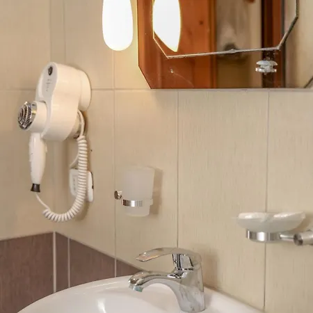 Dolanit E Drurit Apartament Durrës