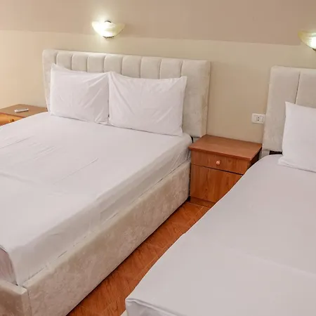 Dolanit E Drurit Apartament