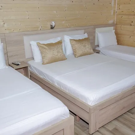 Dolanit E Drurit Apartament *