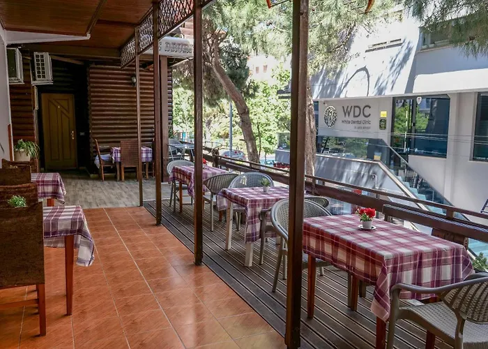 Dolanit E Drurit ドゥラス