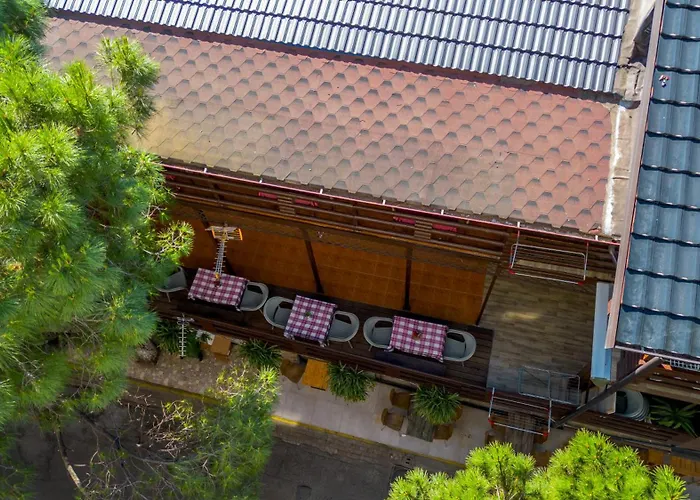 Dolanit E Drurit アパート