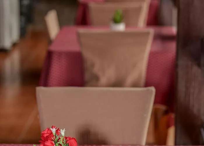 Dolanit E Drurit アパート *