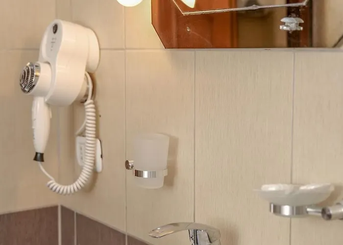 Dolanit E Drurit アパート ドゥラス