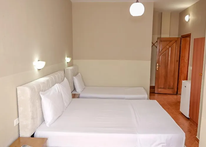 アパート Dolanit E Drurit