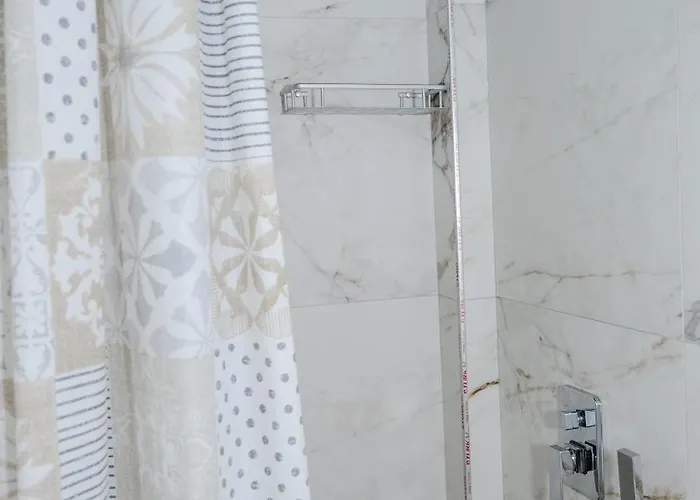 Dolanit E Drurit * Dıraç